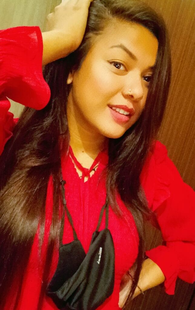 Independent call girl Noida Attractive Noida escort girl