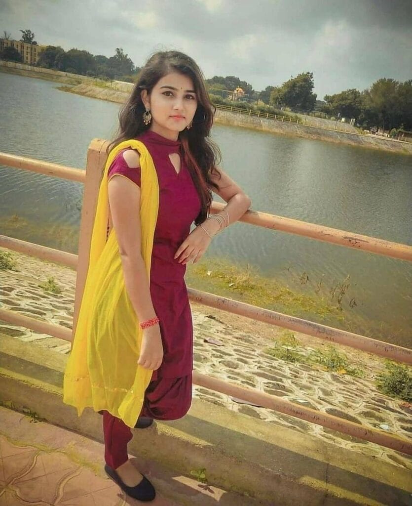 Private escort service Noida Beautiful independent escort Noida